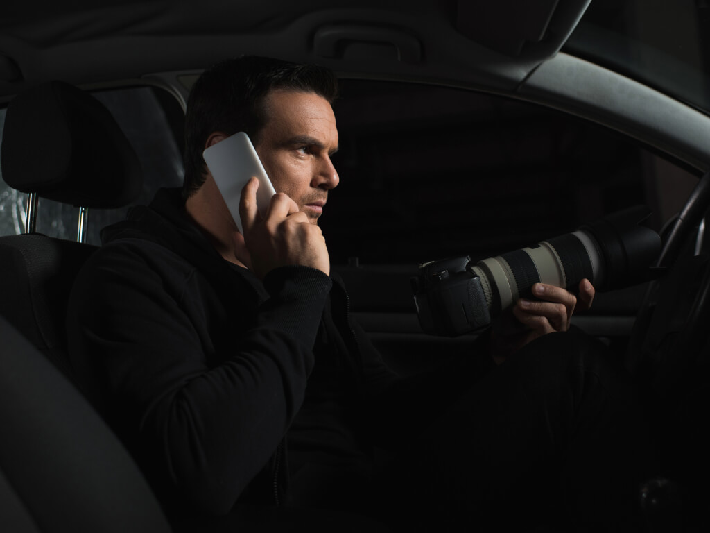 Baron Investigative Group investigator conducting surveillance in Seattle